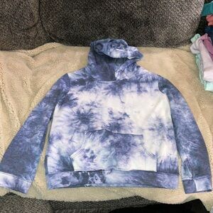 🎉4 for $20 Crown of Hearts Lightweight Tie-Dye Hoodie, Girls Medium